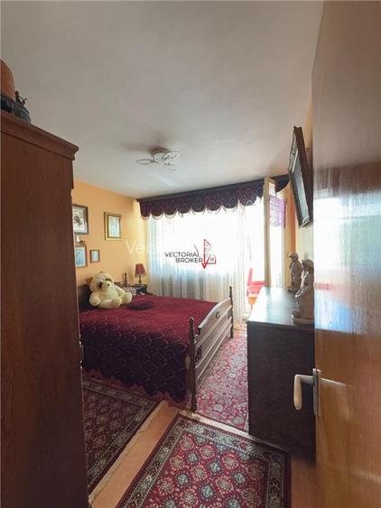Apartament 3 camere Dristor Biserica Rimnicu Sarat - 3