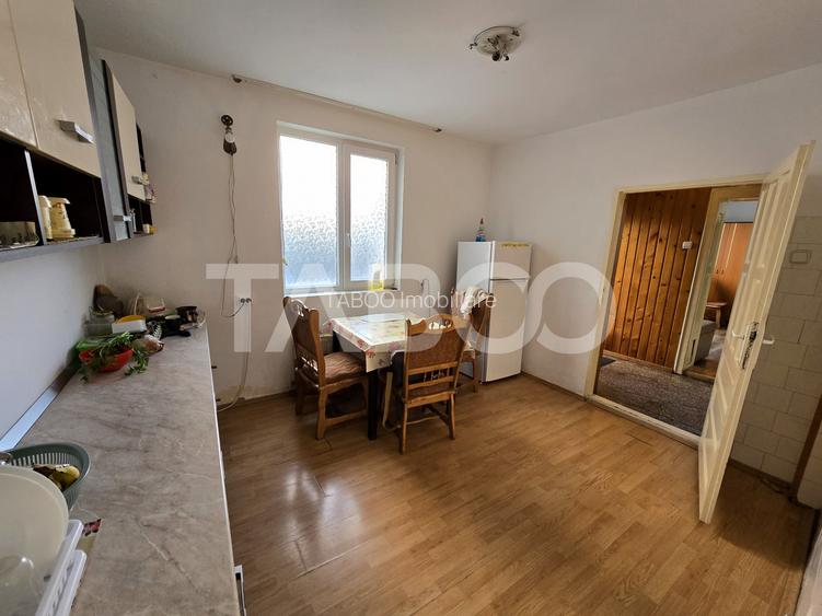 Apartament decomandat 93 utili curte proprie pivnita Sub Arini Sibiu - 19
