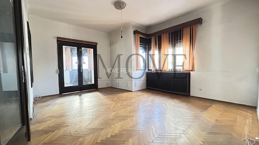 Un apartament plin de emoție in imobil istoric - 13