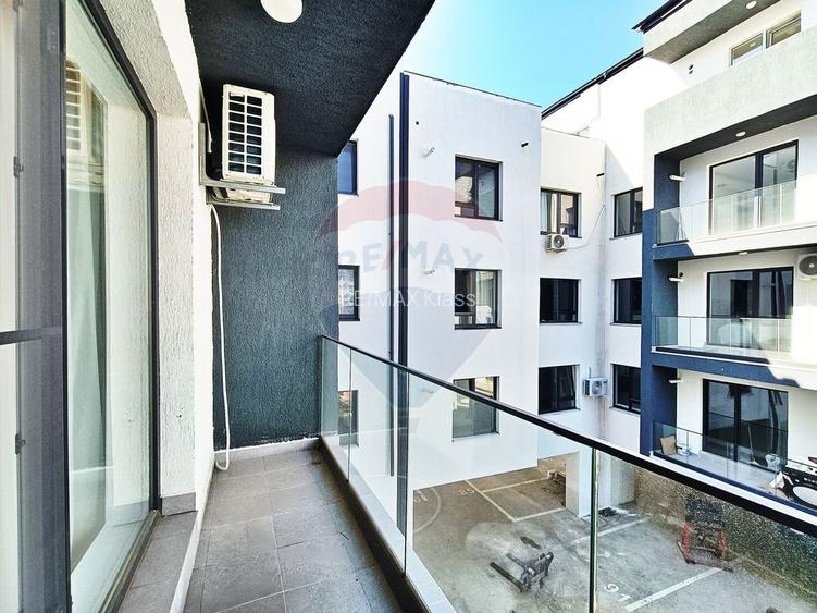 Inchiriere Apartament 2 Camere, 7 minute pana la M. Aparatorii Patriei - 12