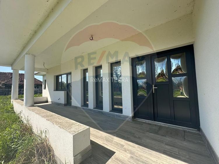 Casă noua - DE VANZARE in Lapusel - 6