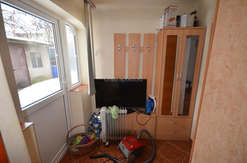 ocazie ,de vanzare casa cu 5 camere, teren 750mp - 11