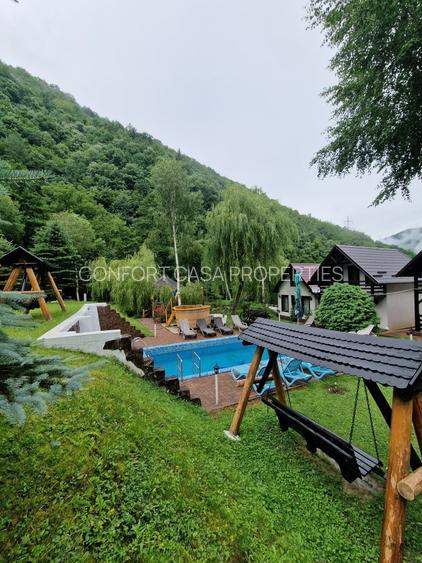 Complex Turistic - 900 mp utili -  teren 3000 mp - Piscina - zona turistica - 55