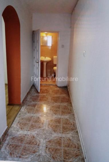 Casa + Spatiu comercial - 8