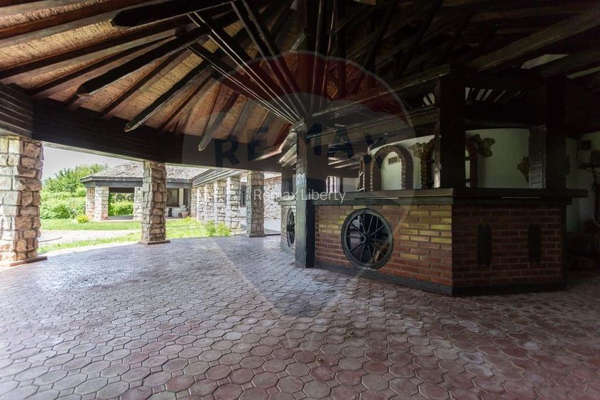 Vilă cu 7 camere de vânzare - 5