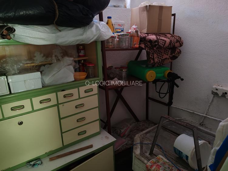 Casa 4 camere libera la vanzare VLADENI - 14