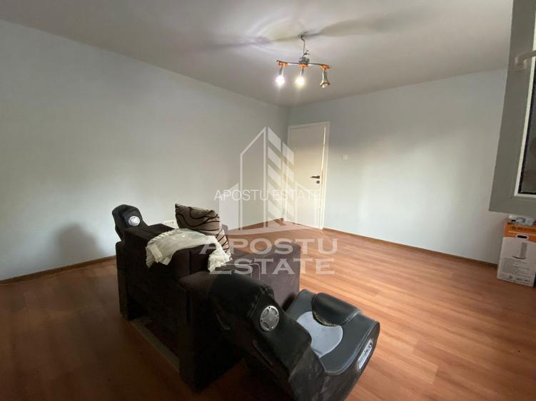 Casa cu 4 camere, curte proprie, Ghiroda - 17