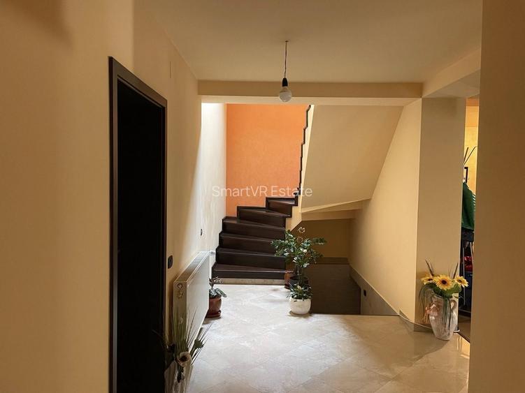 Casa spatioasa in Sag | 260 mp utili | teren 750 mp | 3 dormitoare - 6