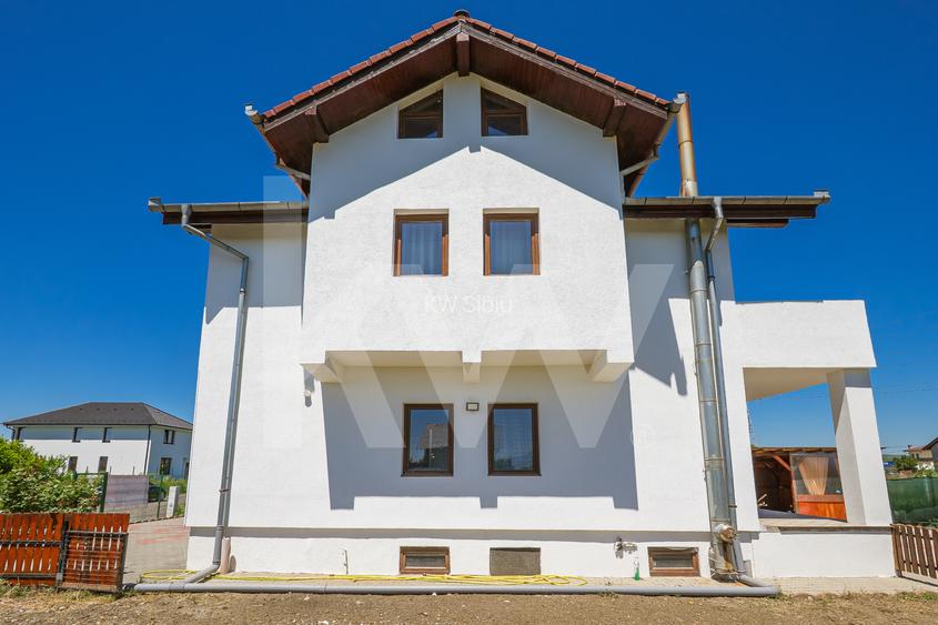 Casă individuală în Veterani, curte liberă 400 mp, zonă foarte căutată! - 50
