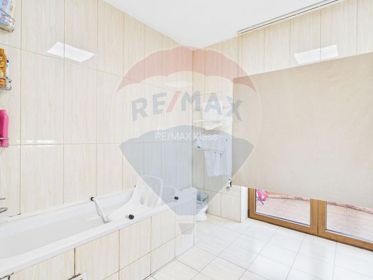 De vanzare| Casa cu piscina, saune si design elegant- Zona Matasari - 18