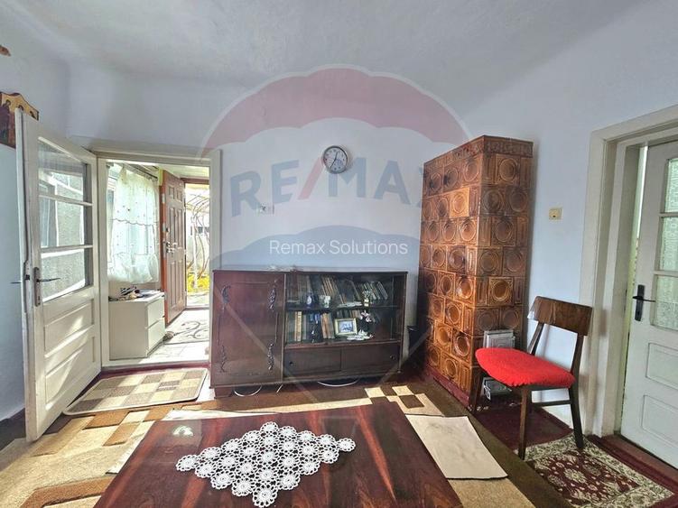 Casă de vanzare in Medgidia in zona centrala - 4