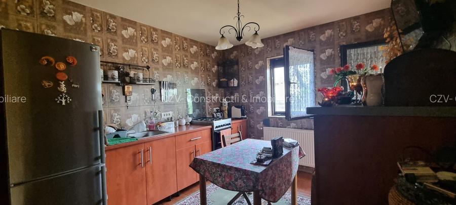 Parter cu structură pentru etaj, curte amenajată și organizare impeca - 27