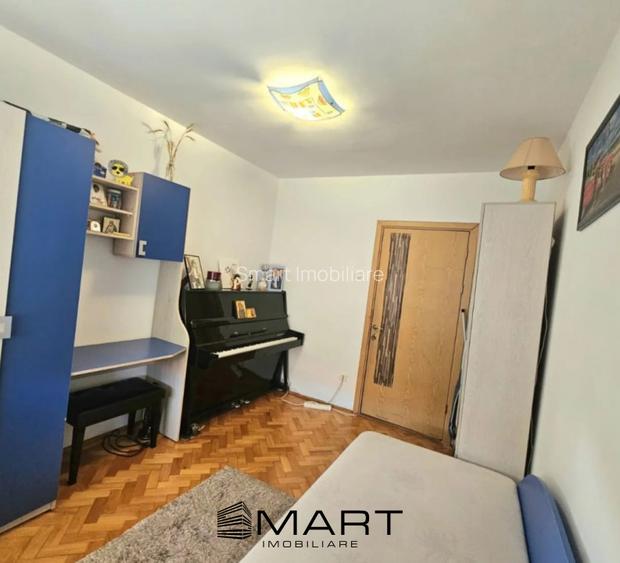 Apartament 3 camere decomandat zona Hipodrom - 11