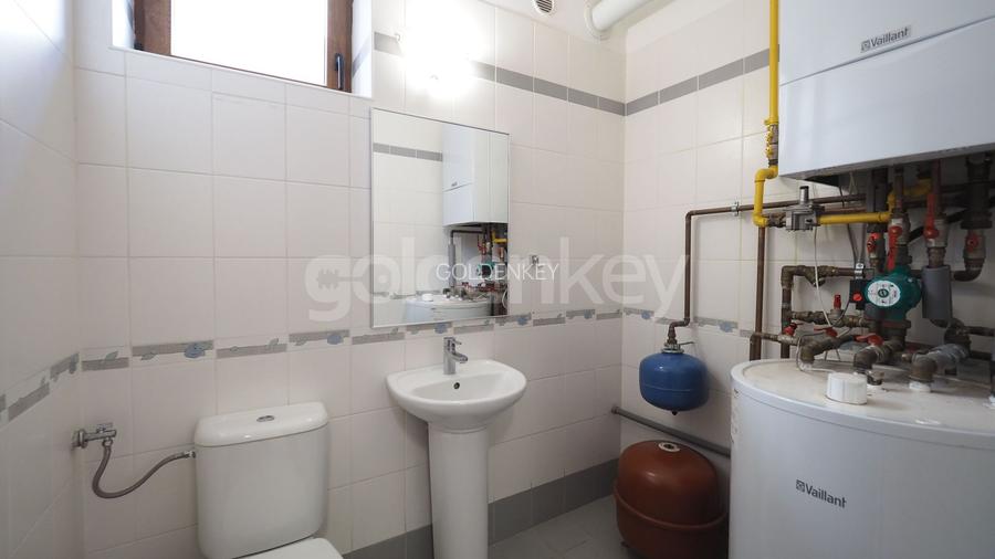 Vila cu 7 camere in complex rezidential - 6