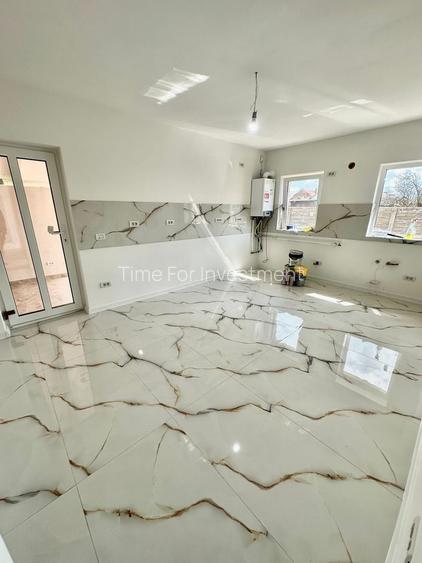 Individuala Parter Sanmihaiu Roman,4 Camere,2 Bai,Proiect Modern,Curte Amenajata - 8