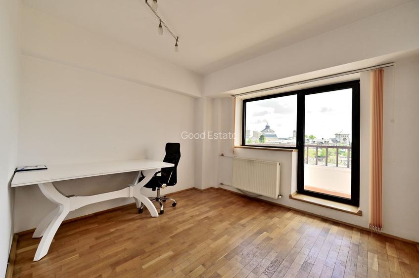VANZARE Duplex 4 camere Bd. Unirii 12 vedere panoramica catre Mitropolie - 10