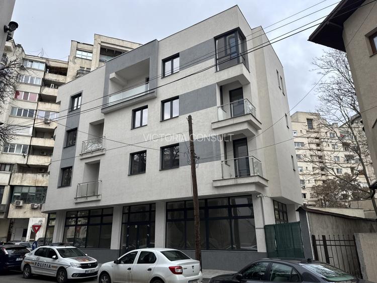 Bloc Piata Unirii - Pretabil rezidential, Airbnb, Hotel, Clinica medicala! NOU - 3