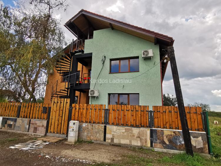 Vand direct de la proprietar vila moderna la 2 km de Timisoara cu retea gaz - 4