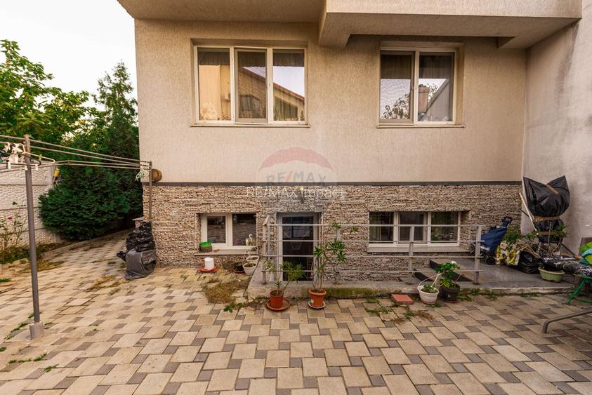 Apartament deosebit 3 camere, decomandat, vanzare, 100mp curte proprie - 22