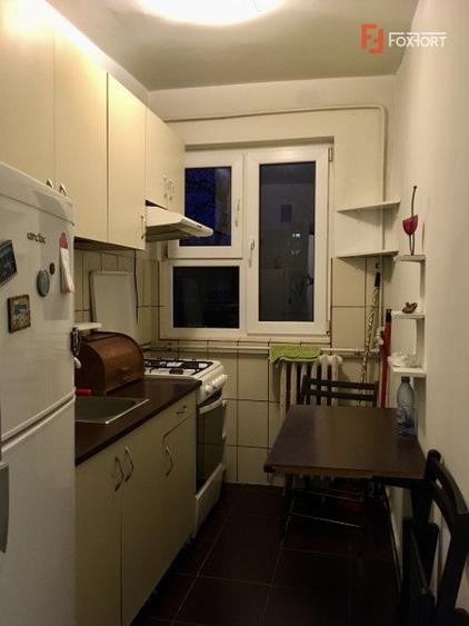 Apartament cu 2 camere, semidecomandat, de vanzare, zona Dacia - ID V874