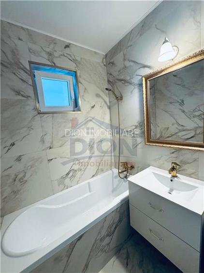 Titan - Piata Minis - Liceul Cuza - 4