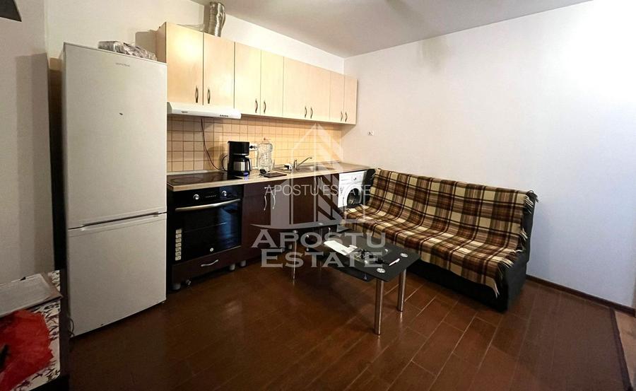 Apartament cu 2 camere, decomandat, situat in zona Soarelui - 3