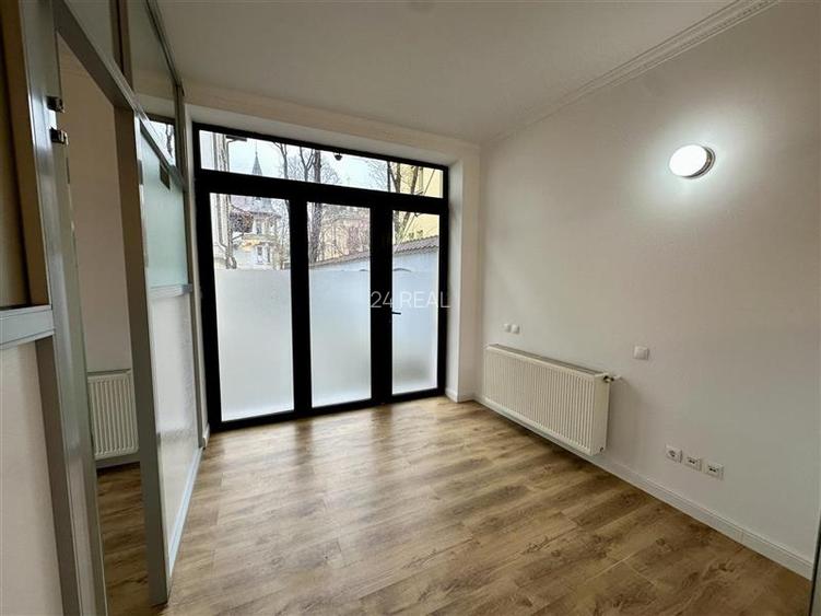 Spatiu de inchiriat in vila interbelica - 117 mp - 6