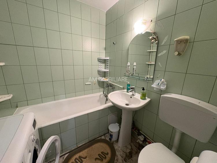 AP. 2 CAMERE PIATA SUDULUI, BLOC REABILITAT, MODERN, METROU 10 MINUTE - 10