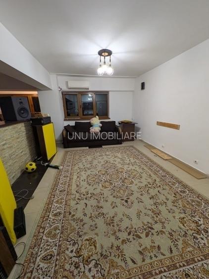 Apartament 3 camere -Hala Centrala- - 9