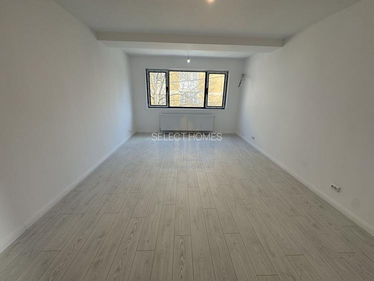 Apartament 5 camere triplex cu curte de vanzare *metrou Crangasi* - 10