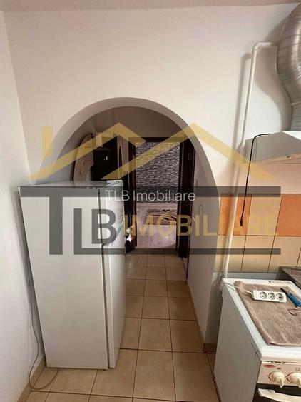 Apartament cu 2 camere, 48 mp, decomandat, Zona Koos Ferenc - 4