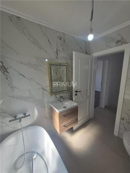 Duplex superb - zona foarte buna - toate utilitatile - gata de mutat - 30