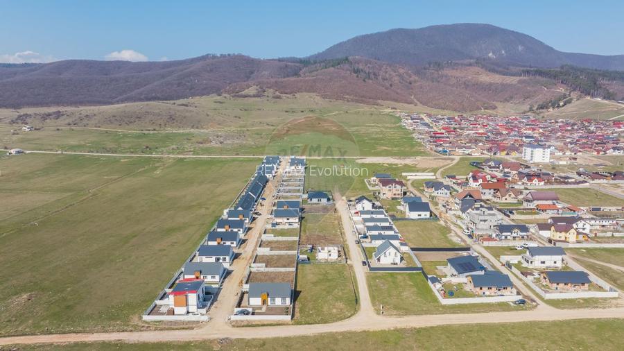 Comision 0% | Teren pentru casa ta, într-o zonă liniștită din Codlea - 9