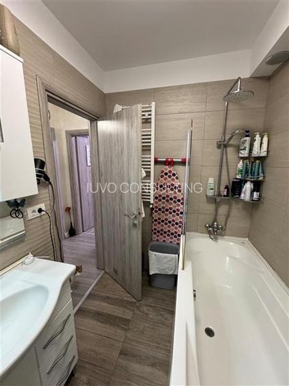 Vanzare Apartament 3 camere Semidecomandat  Cartier Solar - 10