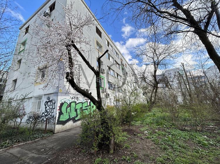 BIROUL tău de la PARTER în Piața Victoriei - 11