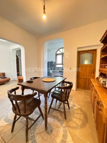 Apartament spațios la curte comună – zonă centrală, Oradea - 9