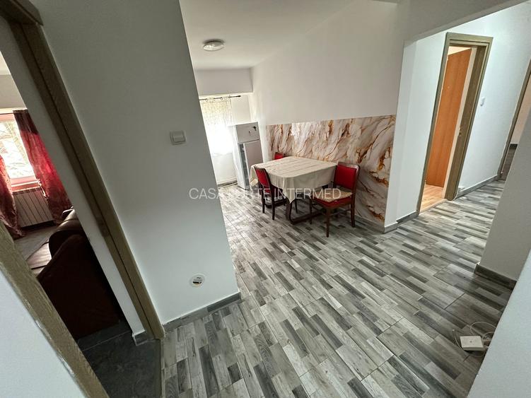 3 camere Tomis III-  zona PECO MOL - 500 EURO - 8