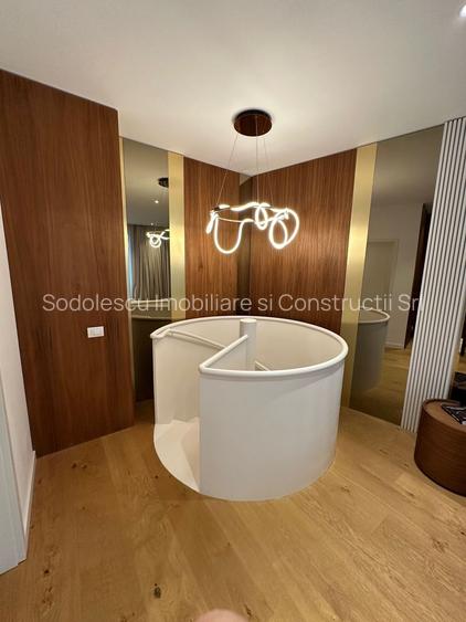 Apartament pe 2 niveluri - 32