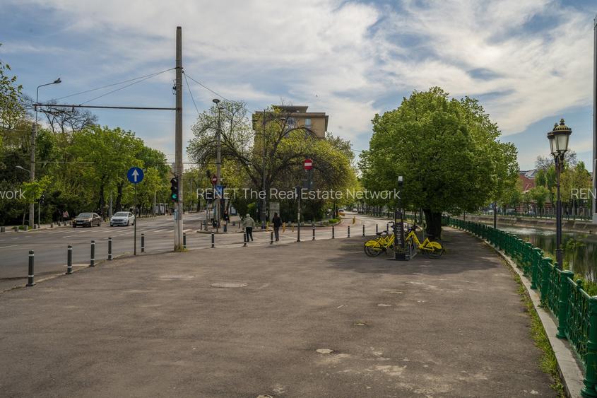 Kogalniceanu, Facultatea de Drept, Comision 0 % - 25