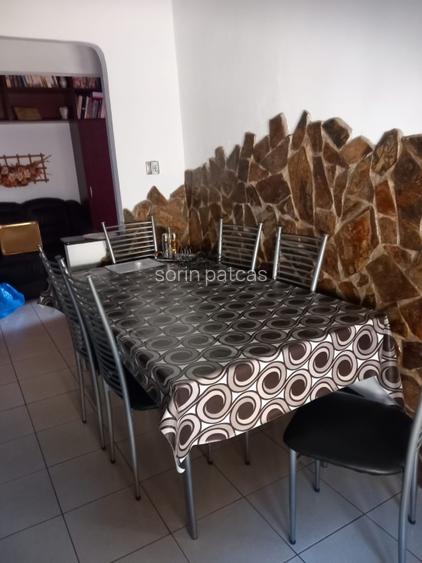 Închiriez apartament tip AN, în zona Rogerius(lângă p-ță) - 10