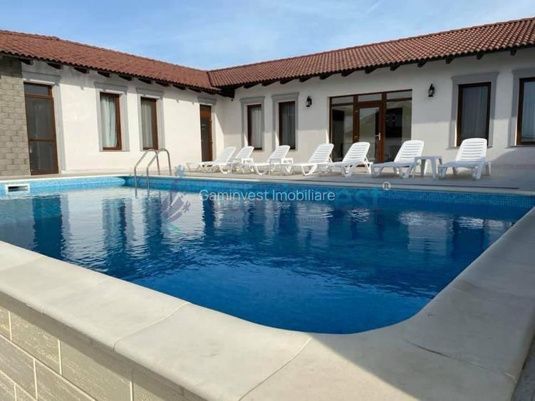 Pensiune cu 8 camere de vanzare in Cihei, Sânmartin , Bihor - 2