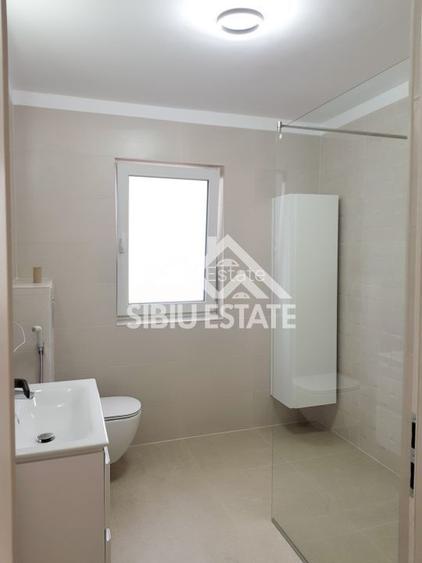 Casa individuala de inchiriat , moderna, prima inchiriere, - Cisnadioara - 11