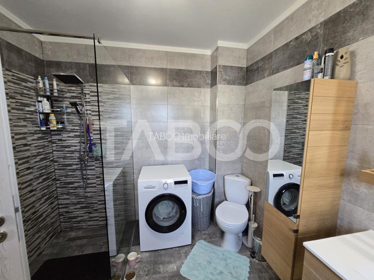 Casa de vanzare 5 camere 160mpu 3 bai 120mp teren liber zona Selimbar - 10