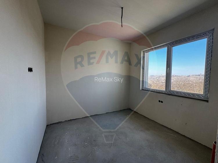 Vând Casă, in Borhanci - 11