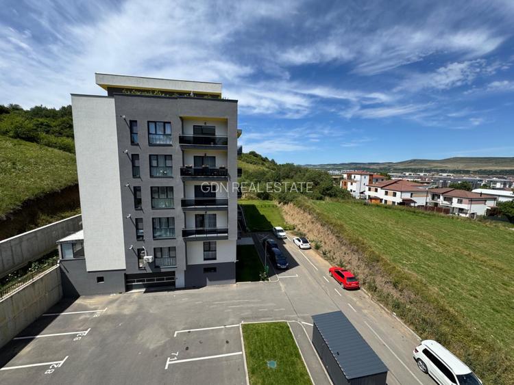 De vânzare ap. nou, mobilat cu 3 camere, 70 mp., garaj subteran. - 16