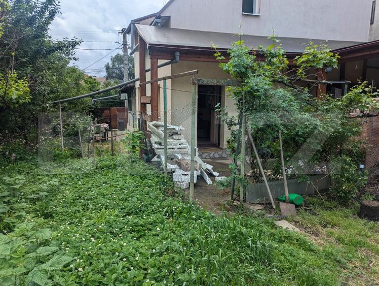 Casa renovabila/demolabila, teren 481 mp, 2 fronturi, zona Intre Lacuri