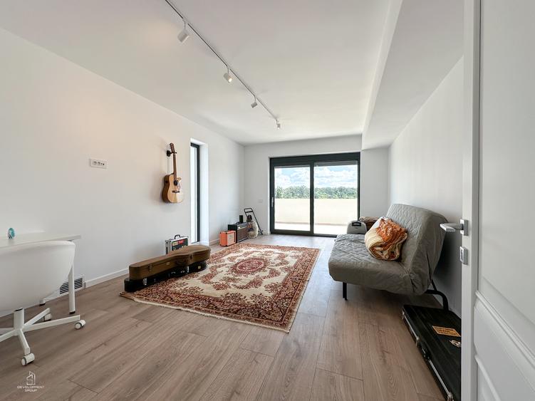 Smart Home 5 camere| Complet autonoma energetic | Langa Lac