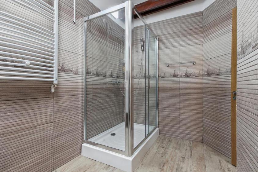 Apartament 2 camere+ office in vila in zona Victoriei-Basarab