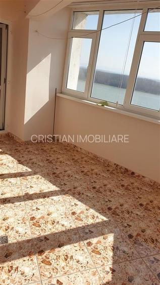 Calarasilor-ANAF - vedere la Dunare 3 camere 100mp - 18