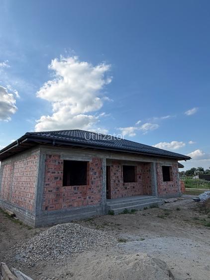 Casa parter, 3 dormitoare, 2 bai, CT+beci, living  - 5